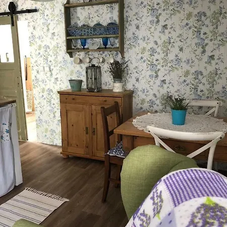 V Malebné Vesničce Apartamento