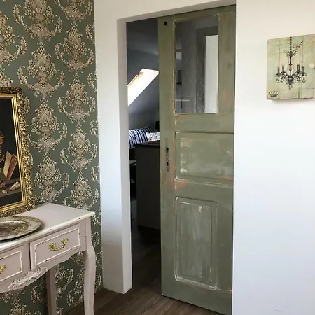 V Malebné Vesničce Apartamento *