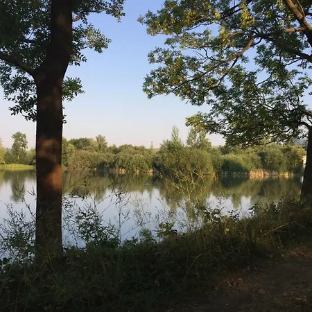 V Malebné Vesničce Apartamento *